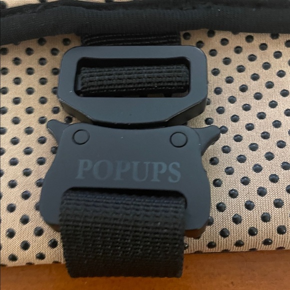 Popups Tan Flap CrossbodyBag - Picture 2 of 8